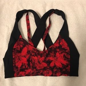 Lululemon sports bra